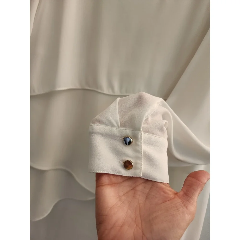 White House Black Market White Tiered High-Low V-Neck Blouse Size 4 570168174
